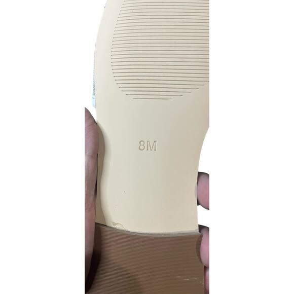 Guess White Sandal Slides Size 8M with Guess, Logo New with Box - Picture 4 of 7